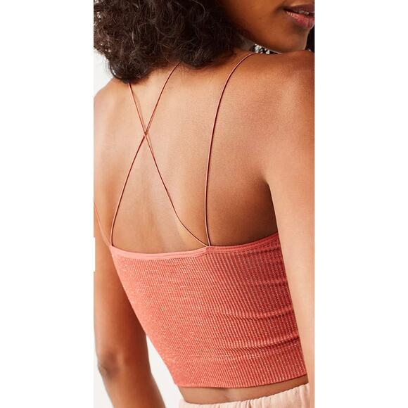 Urban Outfitters Out From Under Large shimmer crop tank - Picture 2 of 4